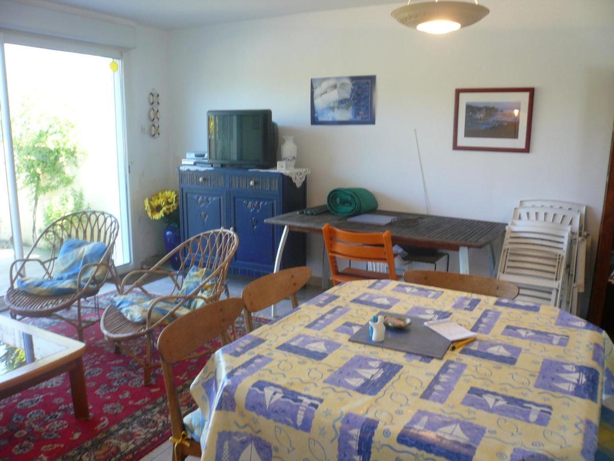 Maison Mitoyenne 3 Ch. Avec Jardin, Terrasse Et Poele A Bois, Proche Du Port De Sauzon, Animaux Ok - Fr-1-418-160 Екстер'єр фото